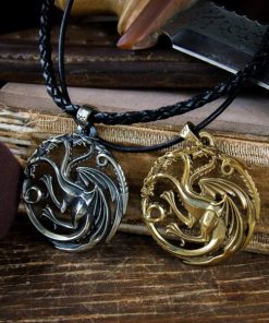 Alternative view of House Targaryen medallion