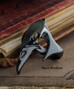 Alternative view of Raven Skull ring