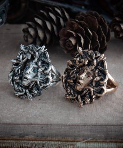 Alternative view of Medusa Gorgon ring