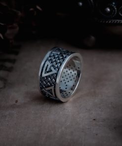 Alternative view of Signs ring