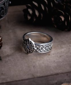Alternative view of Goddess of love ring