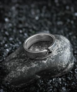 Alternative view of Silver "Crack" Ring