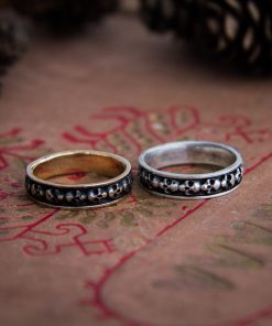 Alternative view of Skulls Ring